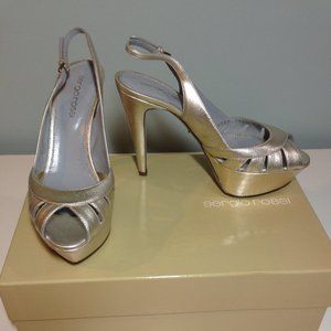 Sergio Rossi mentalic leather platform pump Like New